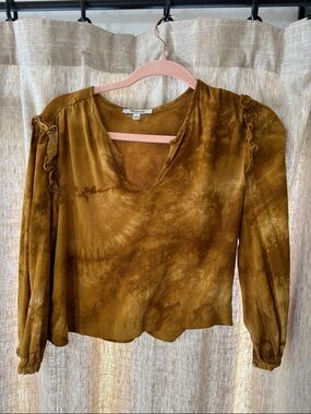 Madewell Olive/ yellow  Tie-Dye V-Neck Long Sleeve Blouse, cropped
